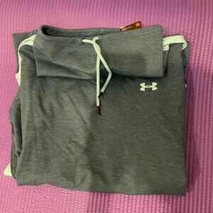 Under Armour NWT Funnelneck Hoodie